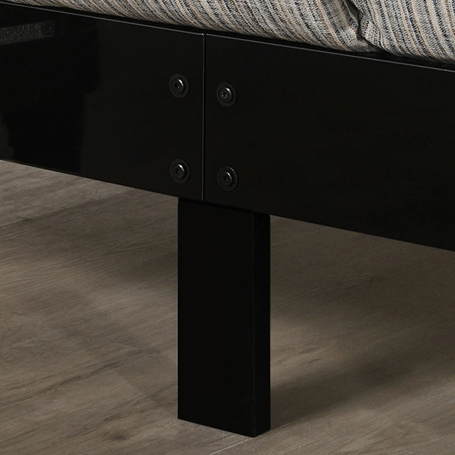 MAGDEBURG Cal.King Bed, Black & White