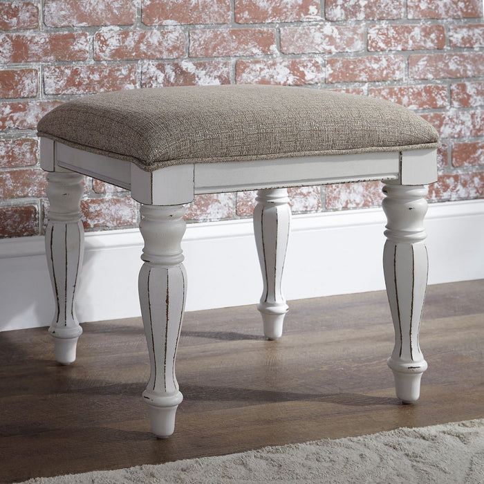 Magnolia Manor 3 Piece Vanity Set