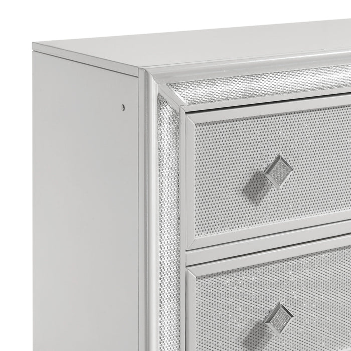Stardust Chest-White