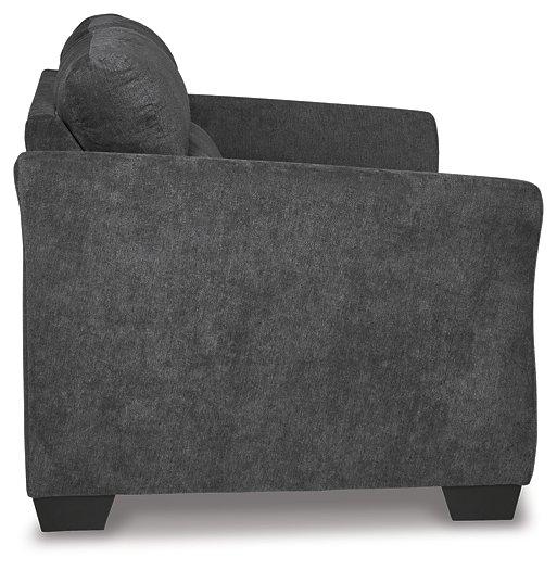 Miravel Loveseat