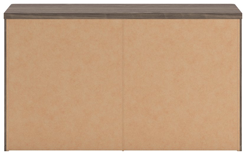 Kendanport Dresser and Mirror