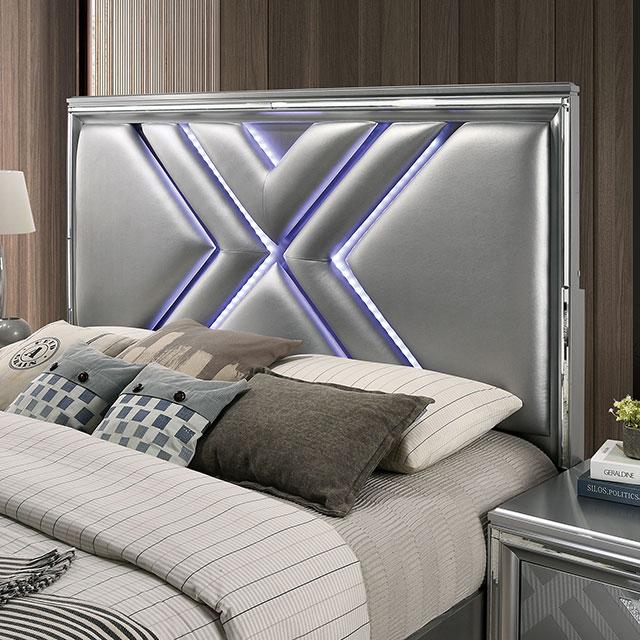 Emmeline Bed Silver & White