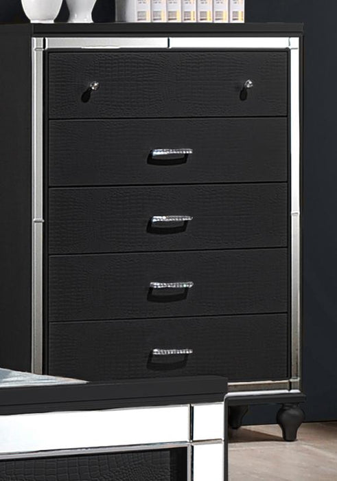 New Classic Furniture Valentino 5 Drawer Chest in Black