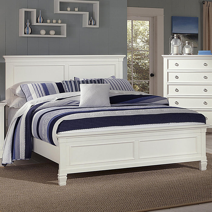 New Classic Tamarack Queen Panel Bed in White