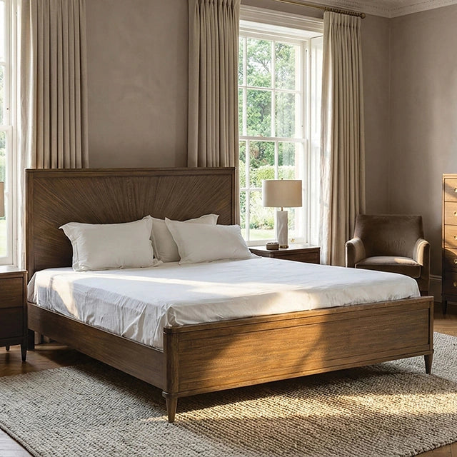 Clarksburg E.King Bed