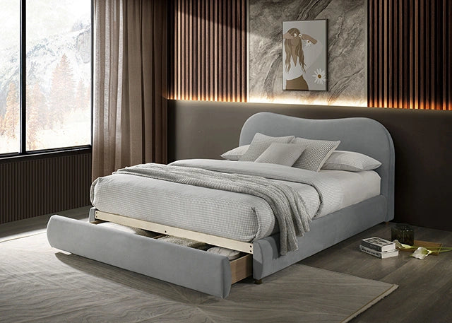 Grimsby E.King Bed